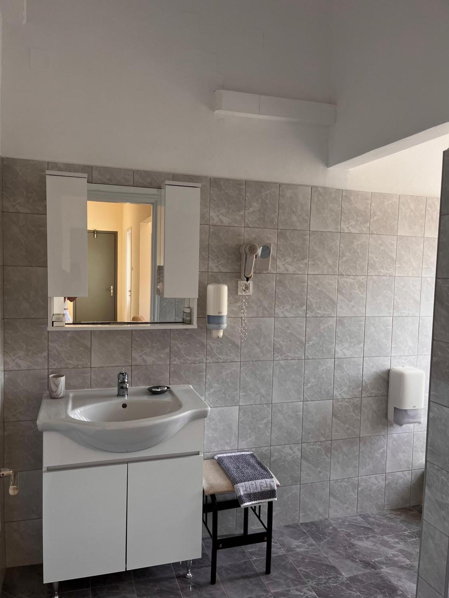 Alinda Hotel Eksteriør billede